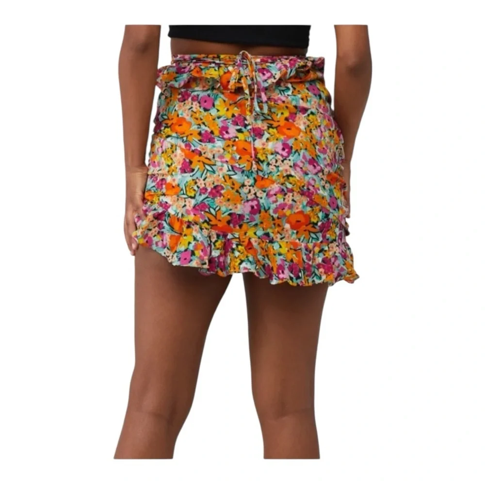 For Love & Lemons Kira Skirt In Multi NWOT - Picture 4 of 7